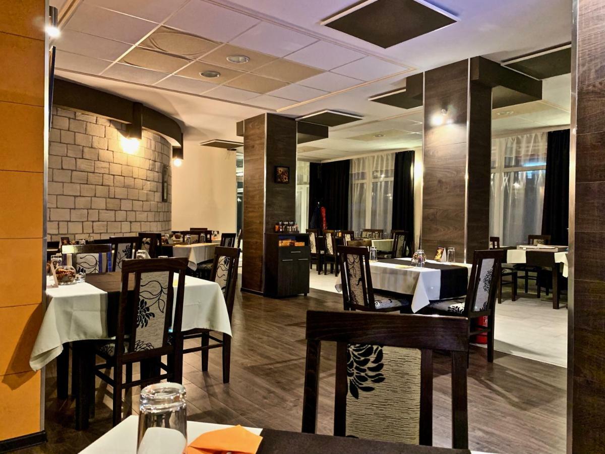 Hotel Fort O Bel 贝洛格拉奇 外观 照片