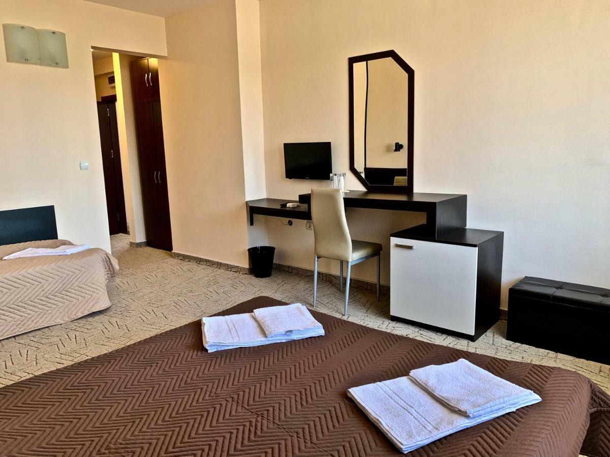 Hotel Fort O Bel 贝洛格拉奇 外观 照片
