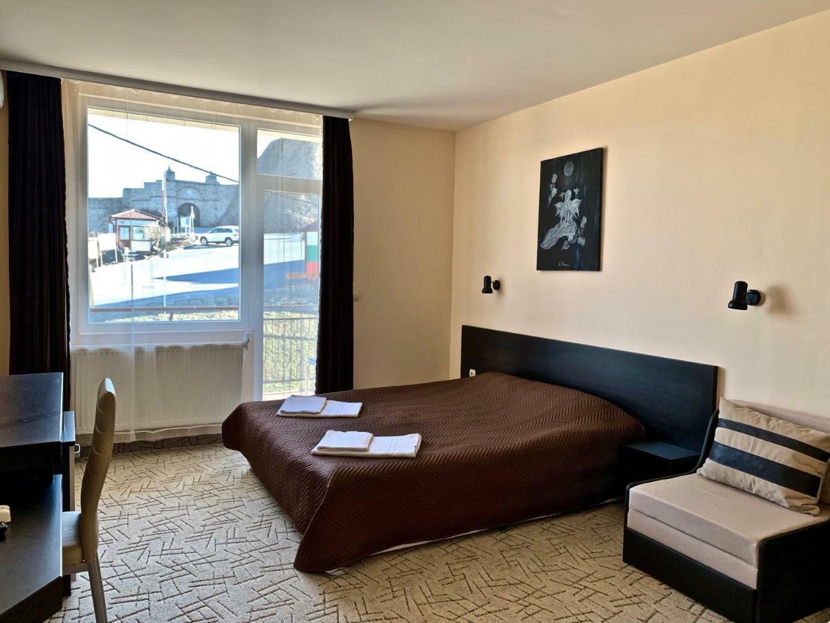 Hotel Fort O Bel 贝洛格拉奇 外观 照片