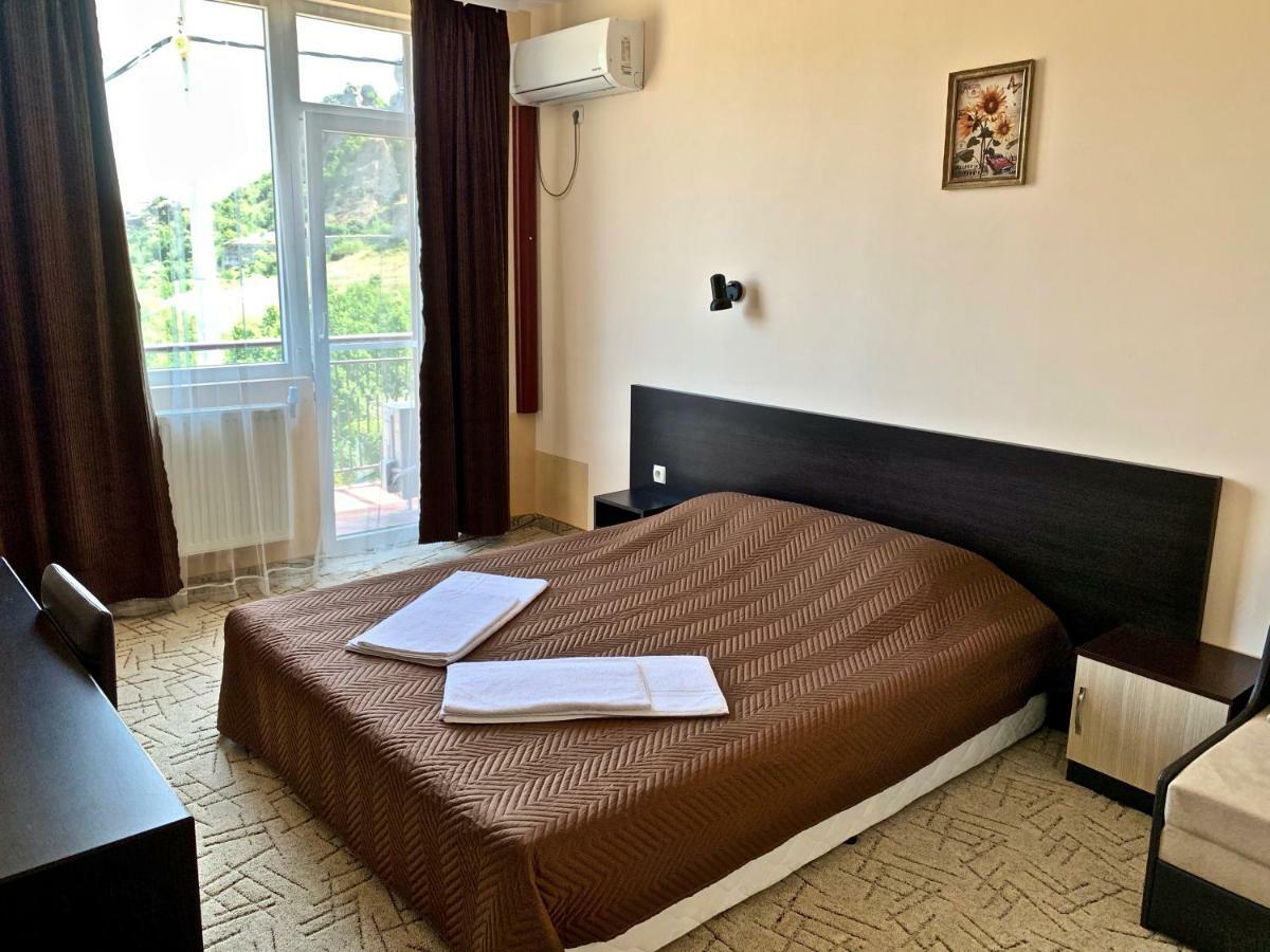 Hotel Fort O Bel 贝洛格拉奇 外观 照片
